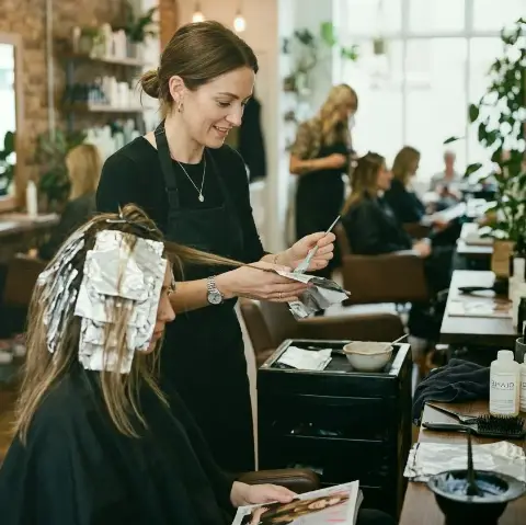 Weiss Adler – Styling für besondere Anlässe